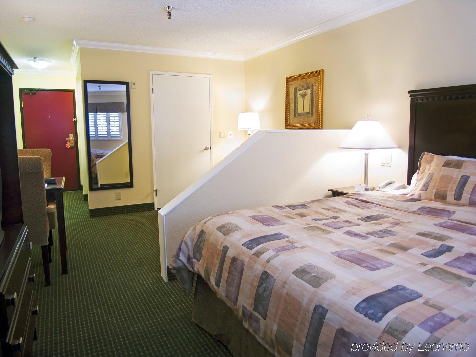 Travelodge By Wyndham Chatsworth ลอสแอนเจลิส ภายนอก รูปภาพ