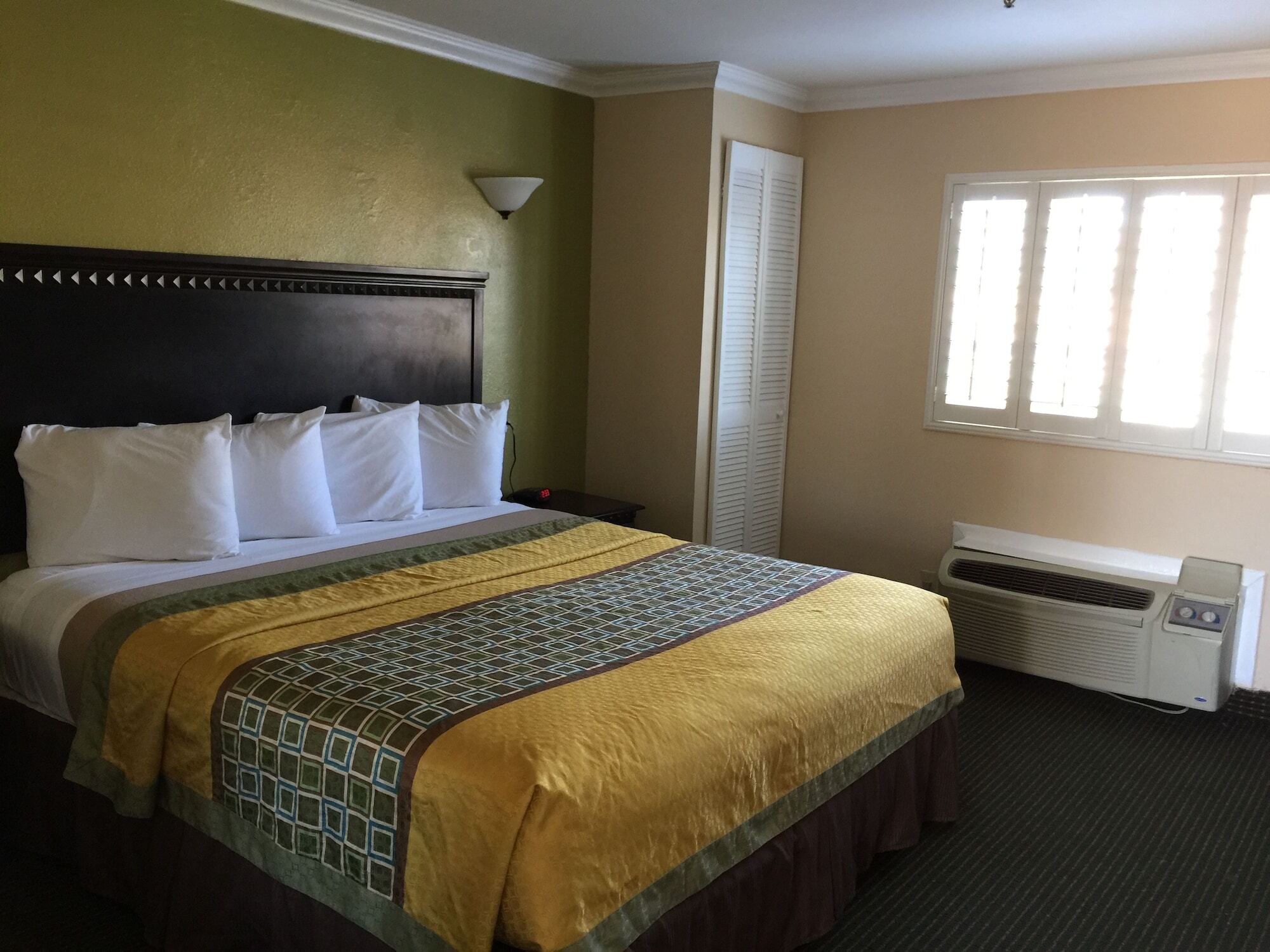 Travelodge By Wyndham Chatsworth ลอสแอนเจลิส ภายนอก รูปภาพ